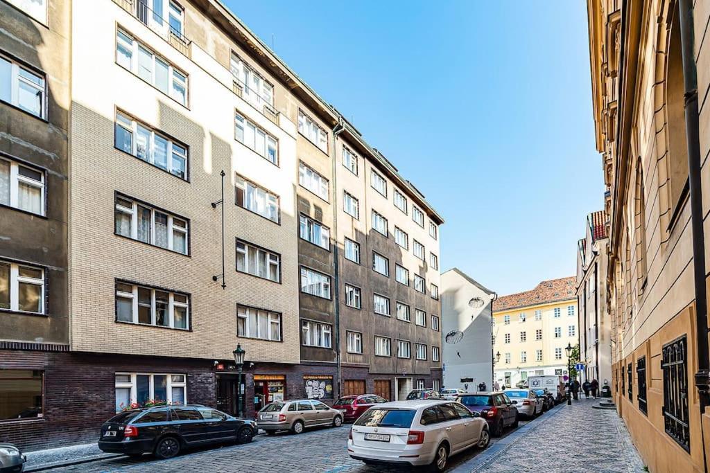 Cozy Old Town Stay - 1-Bedroom Apartment Prag Dış mekan fotoğraf
